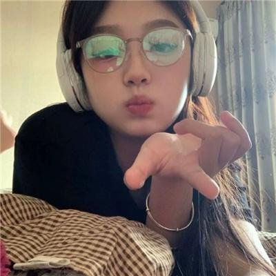 捕情人